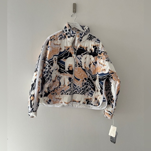 FREE PEOPLE NWT Pippa Printed Packable Puffer Jacket in Winter Combo M - Picture 5 of 9